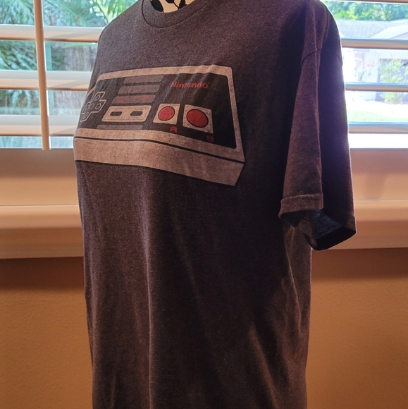 OG Nintendo Controller Shirt - Picture 5 of 9